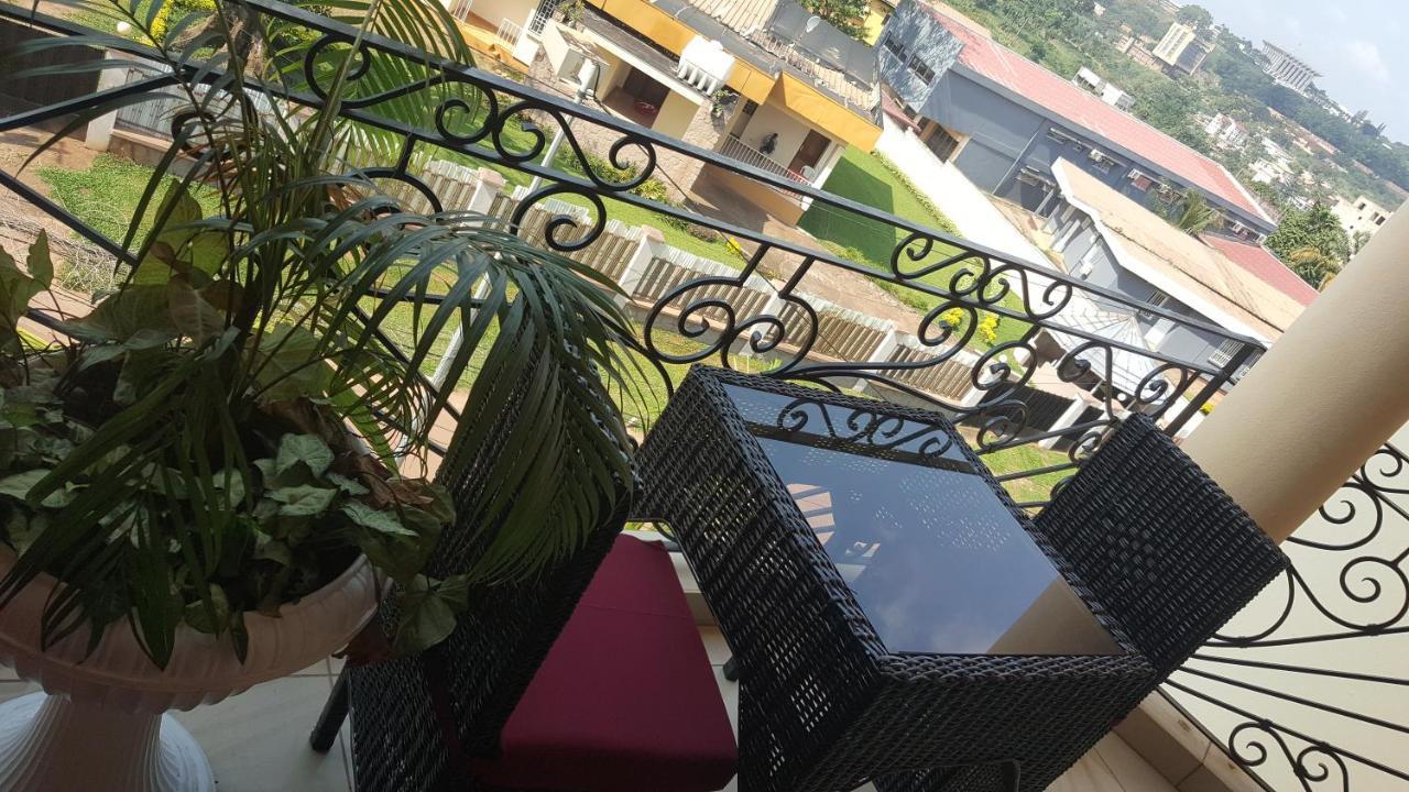 Residences Hotelieres Micheline Et Emile Bastos Yaoundé Exteriér fotografie